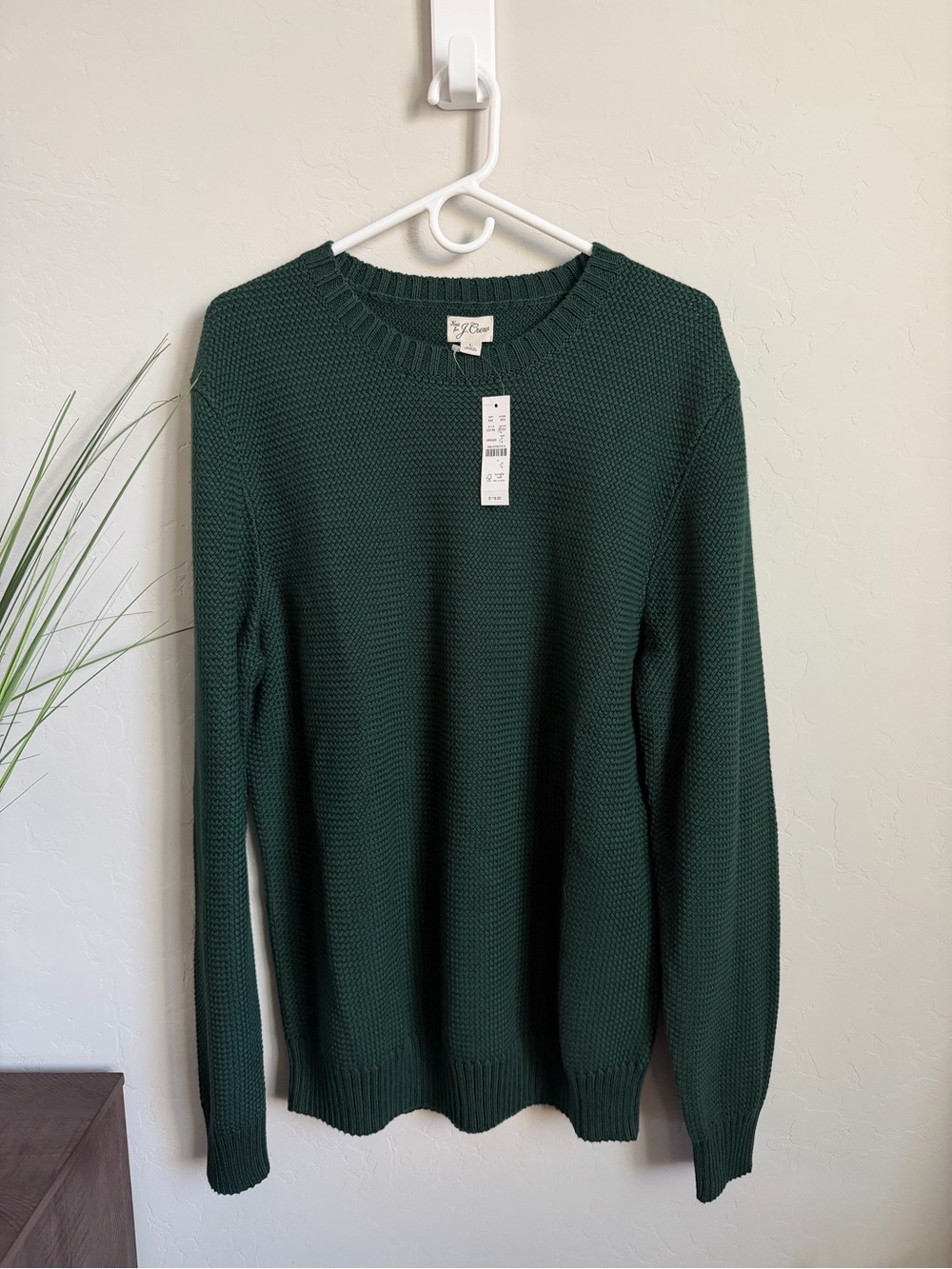 Alternative:
J.Crew Heritage Textured Cotton Knit Sweater Forest Green Large NWT